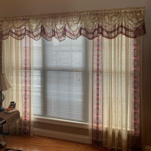 ❌  SOLD Romantic Sheer Curtain Panels & Valances!!